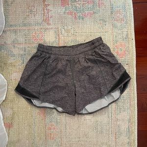 Lululemon Hotty Hot Short Tall